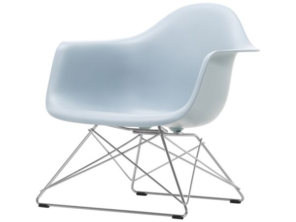 2_3163549_Eames Plastic Armchair LAR - 23 ice grey - 01 chrome - left_master.jpg
