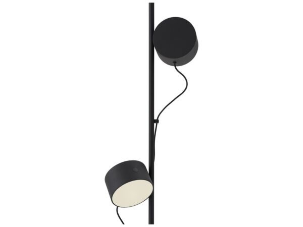 2_zPost_floor_lamp_black_detail_Muuto_5000x6657_ hi_res.jpg