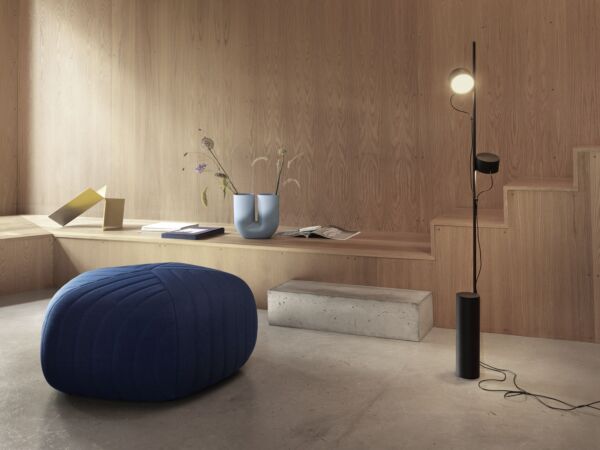 5_post_floor_lamp_five_pouf_remix_773_kink_vase_muuto_org.jpg