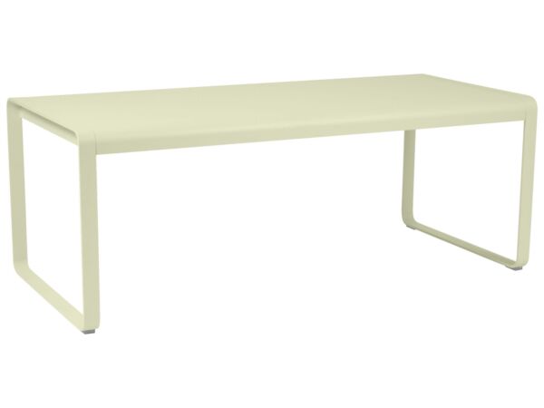 2_bellevie_table_tilleul.jpg