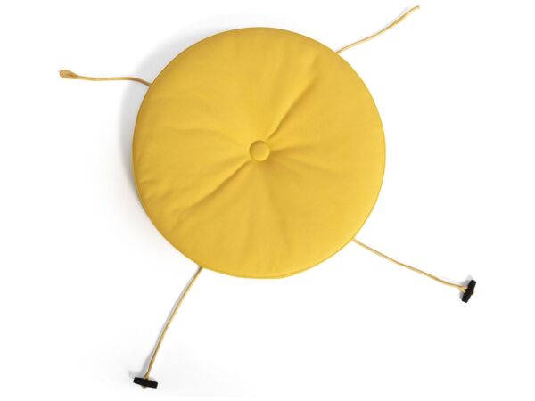 1_FATBOY_toni-chair-pillow_lemon_JPG-RGB.jpg