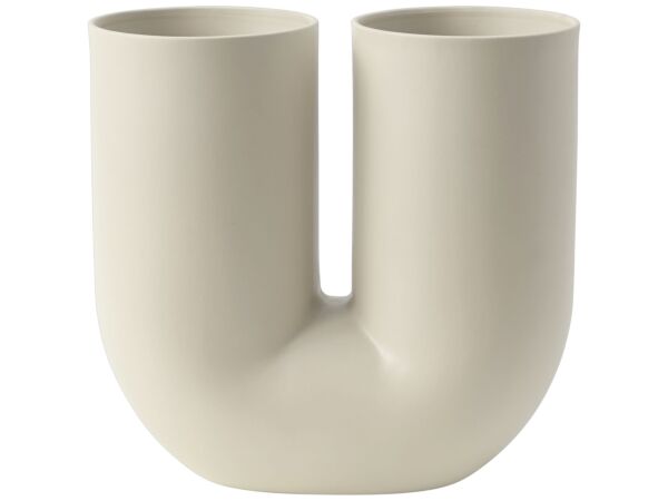 2_zkink-vase-sand-muuto-5000x5000-hi-res.jpg