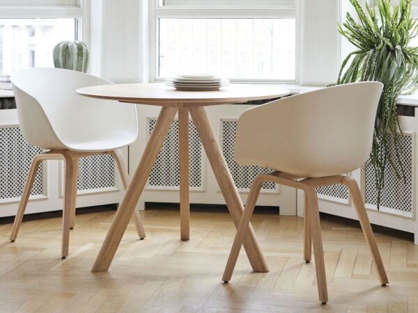 5_AAC 22 white shell matt lacquer oak base_CPH 20 matt lacquer oak top and base.jpg