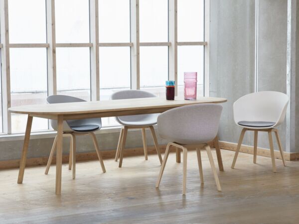 5_AAC 22 w. seat pad_Triangle Leg Table.jpg