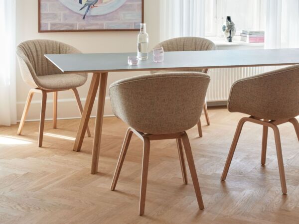 5_AAC 23 Soft Bolgheri LGG60 matt lacquer oak base_CPH 30 off white tabletop matt lacquer oak base.jpg