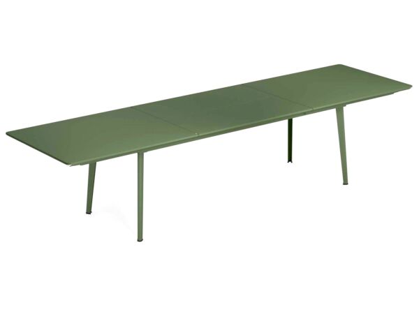 1_Plus4_220_Emu.jpg