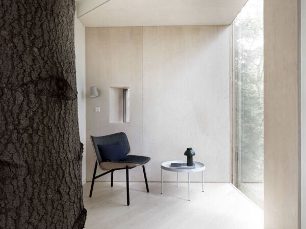 5_Loevtag Hotel 2019_Dapper Balder 152_Tulou Coffee Table_PC Portable_Noc Wall Button.jpg