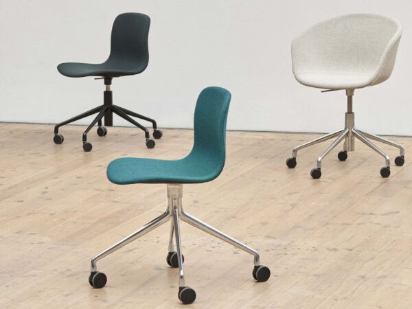 5_AAC About A Chair Office Collection Copie(1).jpg