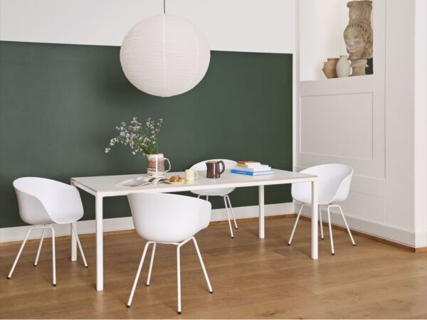 5_AAC 26 white base white_T12 200 cm white_Rice Paper Shade dia 60 cm.jpg