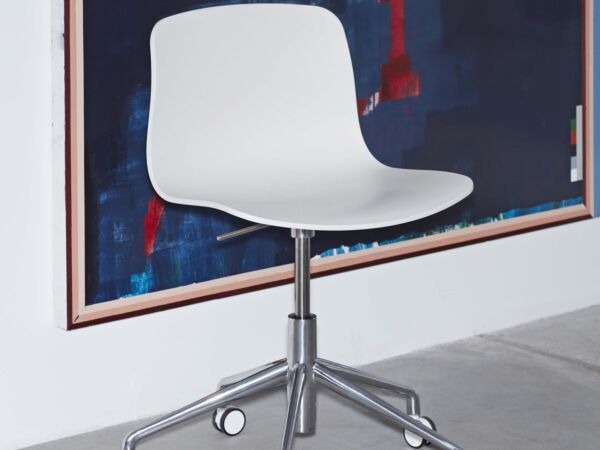 5_AAC 50 5 Star Swivel Base aluminium Seat white 01.jpg