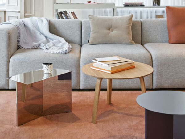 5_Raw Rug No 2 powder_Slit Table_Bella Coffee Table_Mags Uph Hallingdal 116.jpg