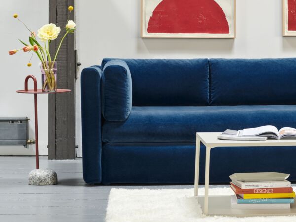 5_Hackney Sofa Lola navy_Bowler tile red_Eiffel Coffee Table warm sand.jpg