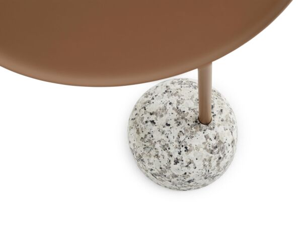 2_z9335112509000_Bowler pale brown_detail 01.jpg