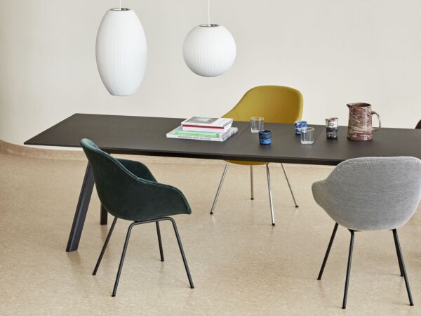 5_CPH 30 Table Extendable black linoleum_Bubble Lamp_AAC 127 Chair black base Lola dark green_AAC 127 Steelcut Trio 446 chromed base Copie.jpg