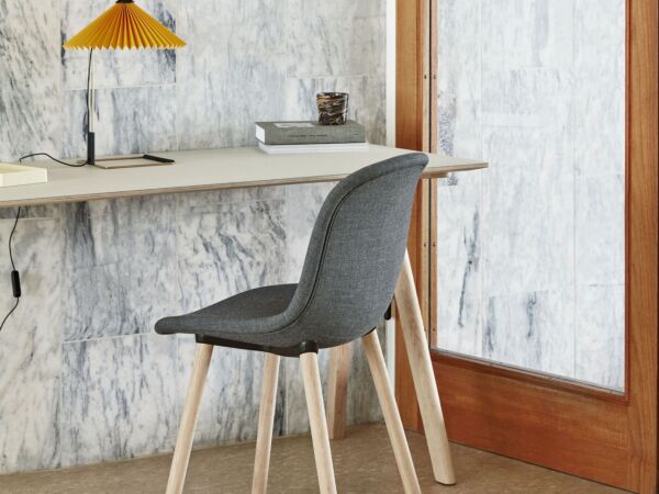 5_CPH 90 Desk off white linoleum_Neu 12 Remix 173 matt lacquered oak_George Nelson Ball Bubble Pendant_Matin yellow.jpg