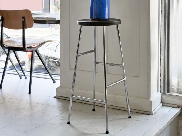 5_Cornet Bar Stool H75 black oak seat chrome base_Result Chair matt lacquer oak back and seat black base.jpg