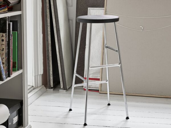 5_Cornet Bar Stool H75 black oak seat chrome base.jpg