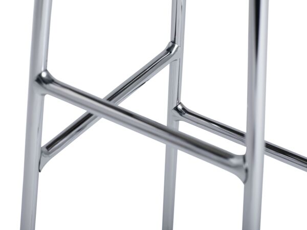 2_z9303151509000_Cornet Barstool_H75_Base chromed Steel_Seat Solid oak_Detail.jpg