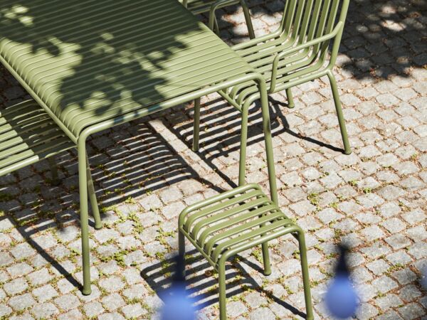 5_Palissade Table_Palissade Armchair_Palissade Ottoman_olive.jpg