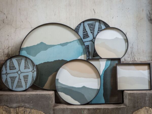 5_Notre-Monde-Sand-Wabi-Sabi---Glass-Tray---Round-Small-47591_12.jpg