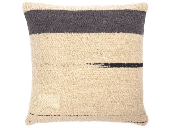 1_textiles urban cushion 50x50.jpg