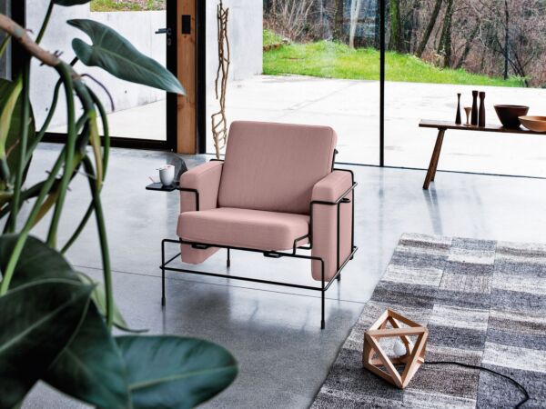 5_Magis_traffic_armchair_ambient_mono_SD1131_black_torri_lana_rico_300_01-scaled.jpg