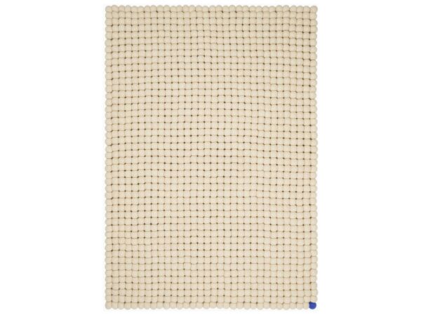 2_BigOne-filzkugelteppich-rechteckig-beige-draufsicht-fafafa-myfelt.jpg