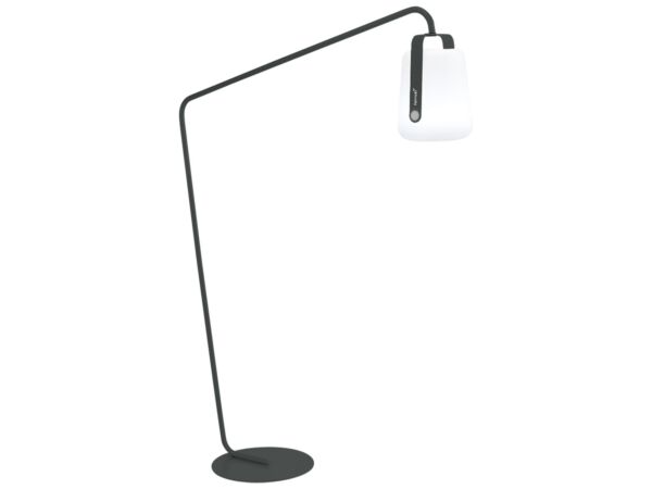 2_zBALAD_PIED_DEPORTE_AVEC_LAMPE_CARBONE.jpg