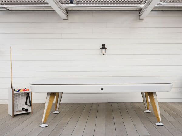 5_Diagonal_top_outdoor_white_ambient_03.jpg