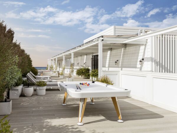 5_Diagonal_outdoor_white+YouandMe_sea_ambient_02.jpg