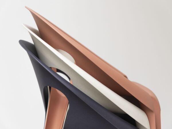 5_Magis_bell_chair_product_usability_group_SD2900_01_hr.jpg