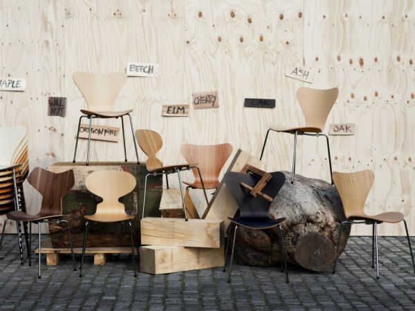 5_Stacking chairs by Arne Jacobsen.jpg