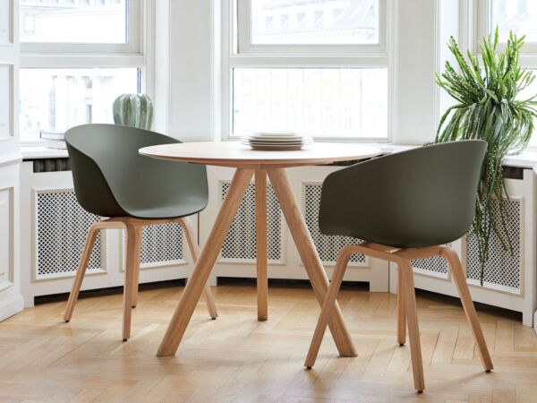 5_CPH 20 dia 90 wb lacquer oak base Top oak laminate_AAC 22 dusty green shell wb lacquer oak base.jpg