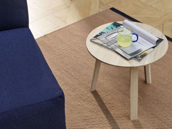 5_Bias Rug cappuccino_Bella Coffee Table wb lacquer oak_Borosilicate Mug lime with blue handle.jpg