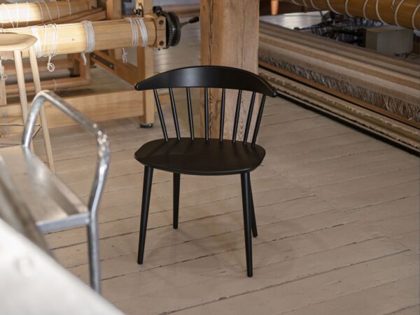 5_J104 black wb lacquer beech 01.jpg