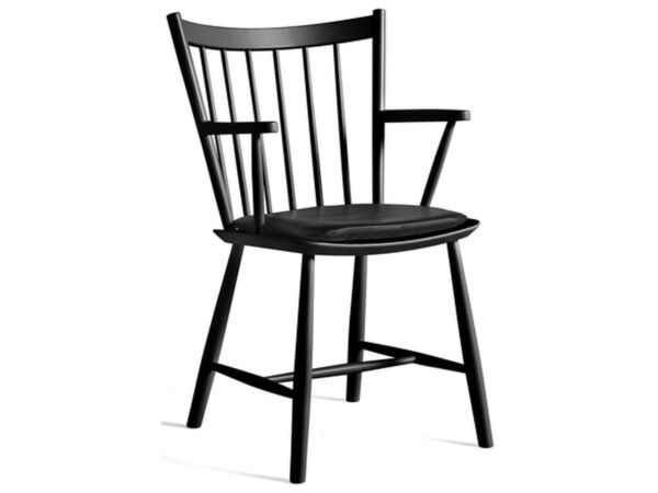 2_zSeries_J42 black wb lacquer beech_Seat cushion Silk SIL.jpg