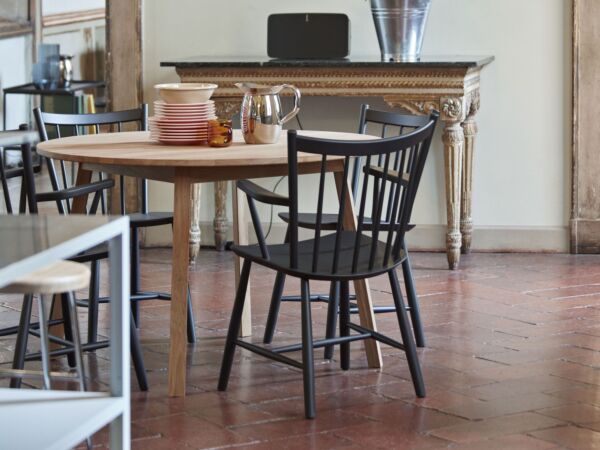 5_Milan Design Week 2018_Triangle Leg Table_J42 black wb lacquer beech.jpg