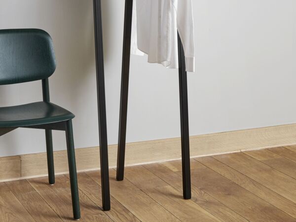 5_Loop Stand Hall black_Soft Edge 12 hunter wb lacquer oak.jpg
