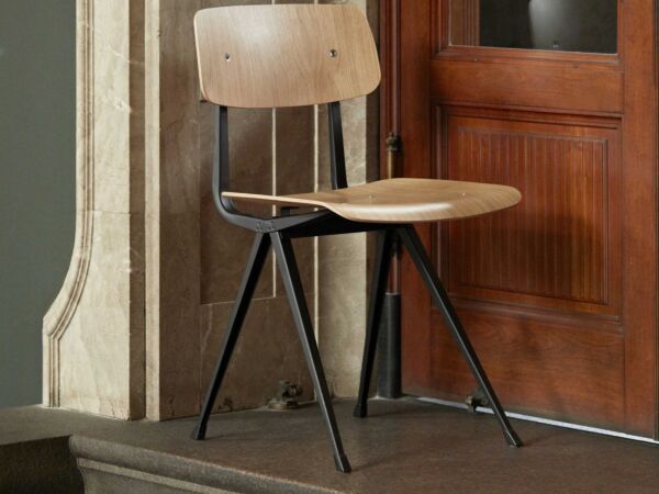 5_Result Chair black wb lacquer oak base.jpg