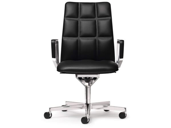 1_WK-Leadchair-0070-H_digital-lr.jpg