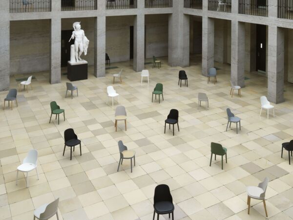 5_Allez_Chair_Group.jpg