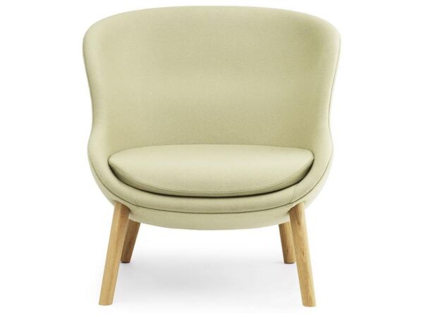 2_zHyg_Lounge_Chair_Low_Oak.jpg