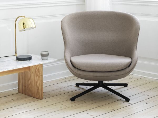 5_Hyg_Lounge_Chair_Low_Swivel_Yoredale_UDA07.jpg