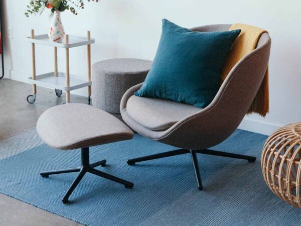 5_hyg-chair-low-swivel-alu-tilt.jpg