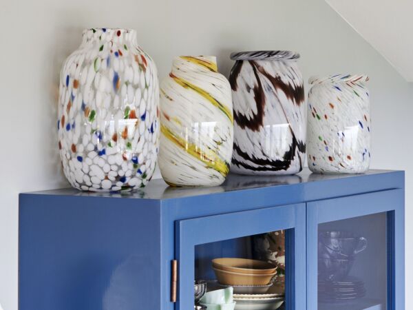5_Splash Vase family.jpg