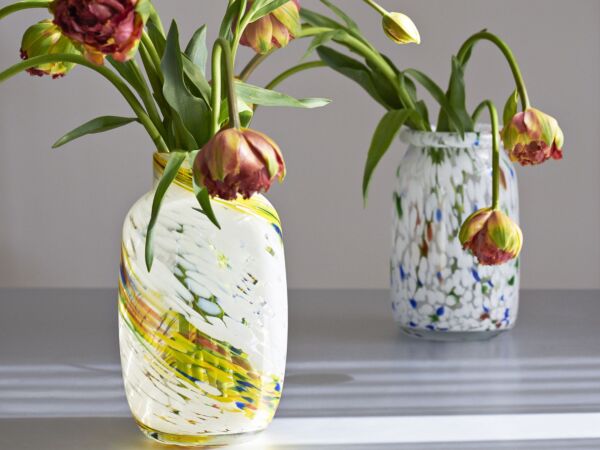 5_Splash Vase Round lemon swirl_Splash Vase Roll Neck white dot.jpg