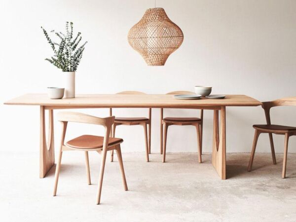 5_ethnicraft-oak-geometric-dining-table-setting-8_b4c155a3-ac85-43b9-a99e-e226ed7df731_2000x.jpg