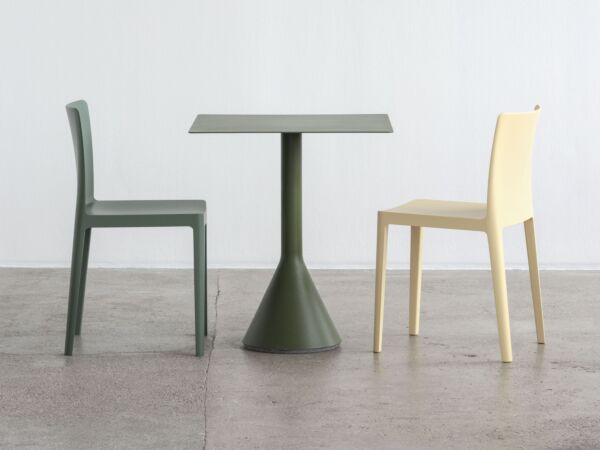 5_Elementaire Chair smoky green light yellow_Palissade Cone Table olive.jpg