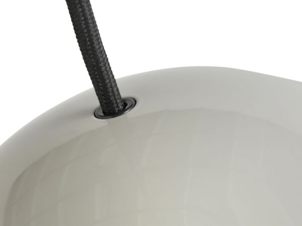 2_zPao Steel Pendant_detail_01.jpg