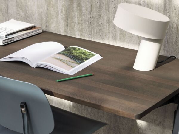 5_Revolt ocean seat and back_Pyramid Table 01 smoked oak top black frame_Slant white.jpg